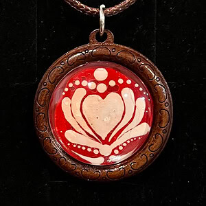 Pendant 122